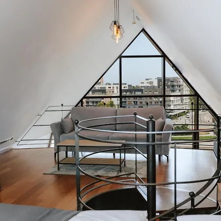 Boogie Penthouse Old Town Apartment